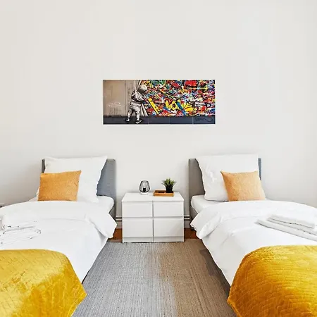 3 ,6 Betten, Wohnküche Nahe Hauptbahnhof&parkplatz *