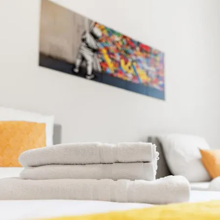3 ,6 Betten, Wohnkueche Nahe Hauptbahnhof&parkplatz Apartment