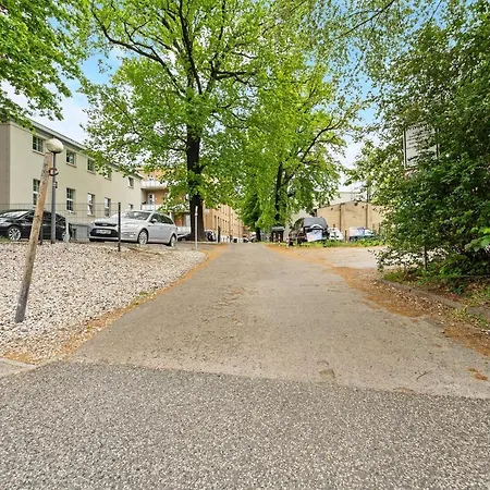 Apartment 3 ,6 Betten, Wohnkueche Nahe Hauptbahnhof&parkplatz Cottbus