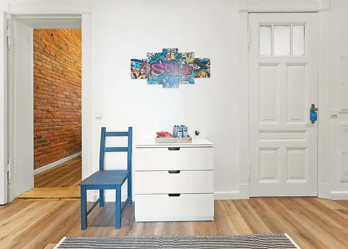 Appartement 3 ,6 Betten, Wohnkueche Nahe Hauptbahnhof&parkplatz *